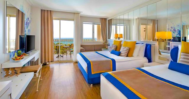 Delphin-Diva-ROOM-2022
