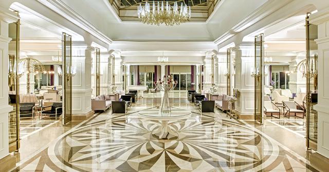 Delphin-Diva-LOBBY
