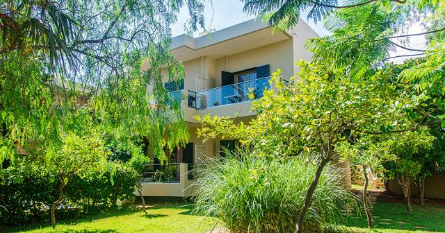 Solimar-Ruby-GARDEN-2020