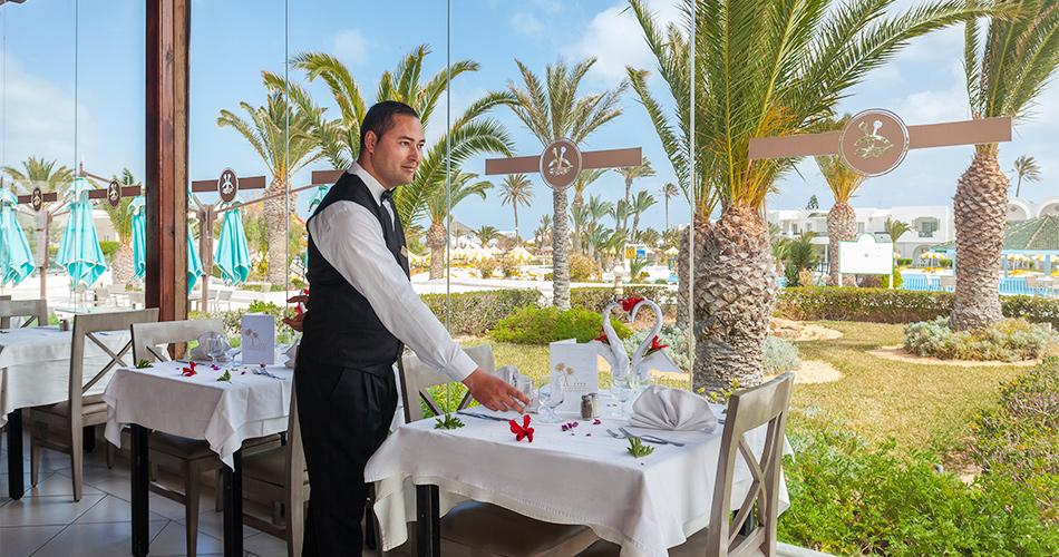 Holiday-Beach-Djerba-and-Aquapark-RESTAURANT-2019