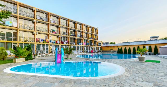 Riva+Park-KIDS-POOL-2025