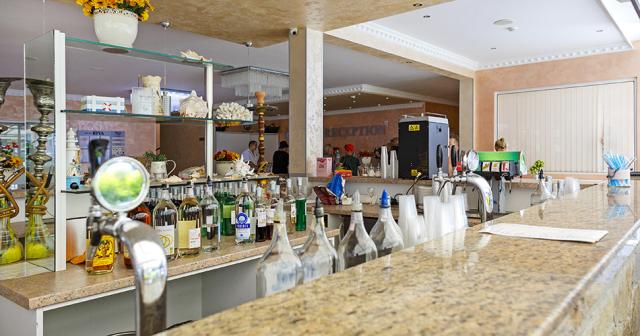 Riva-LOBBY-BAR