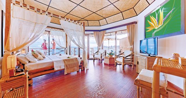 Angaga-Island-Resort-and-Spa-SUPERIOR-WATER-BUNGALOW4