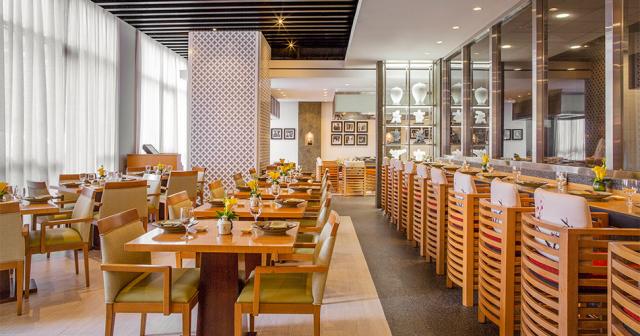 Amwaj-Rotana-Jumeirah-Beach-2024-RESTAURANT-01