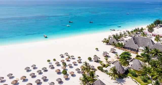 Gold-Zanzibar-Beach-House-and-Spa-BEACH-2021-04