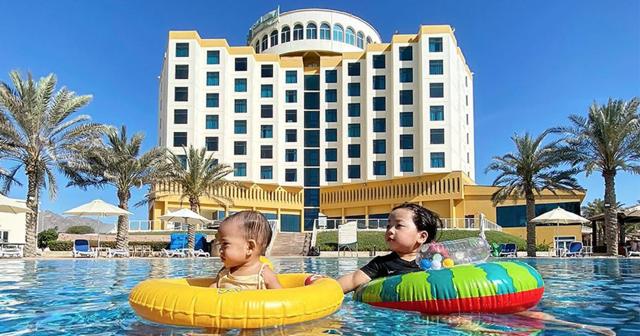 Oceanic-Khorfakkan-Resort-2025-POOL-03