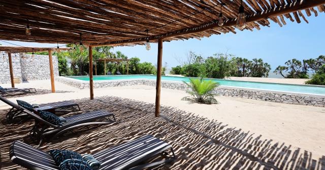 Karafuu-Beach-Resort-2025-POOL-01