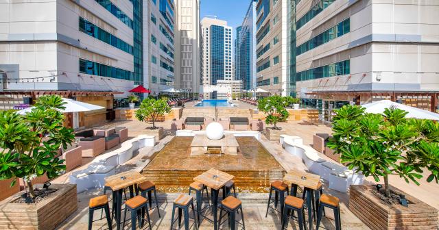 Media-Rotana-2025-POOL-BAR-02