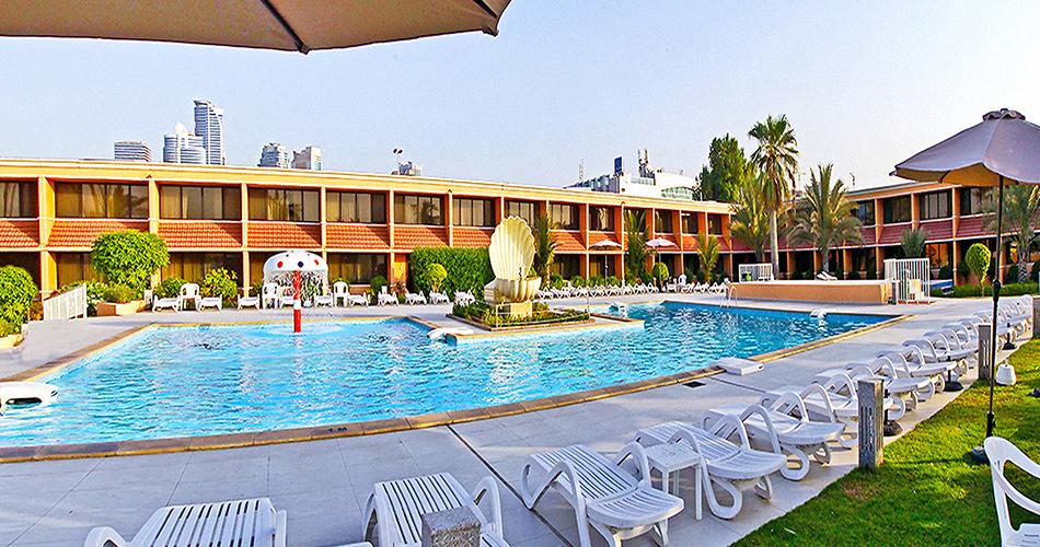 Lou-Lou-a-Beach-Resort-POOL