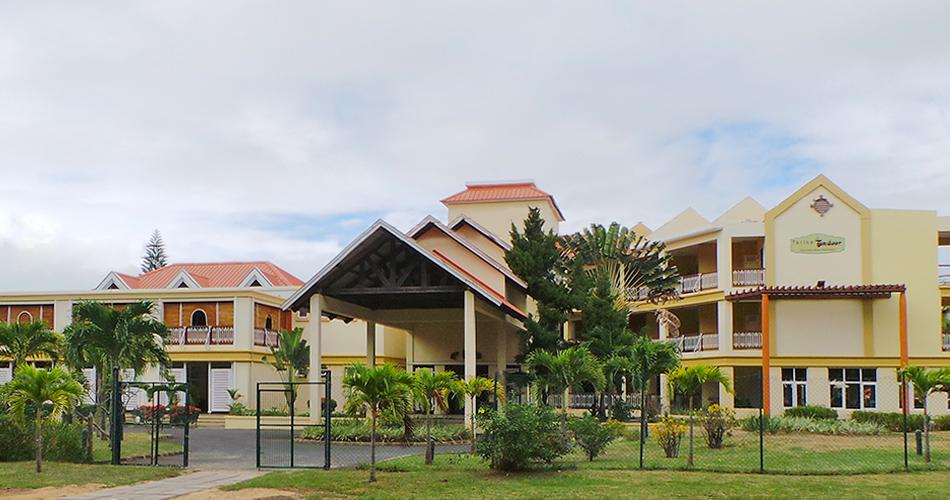 Tarisa-Resort-and-Spa-BUILDING