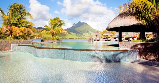 Laguna-Beach-Hotel-and-Spa-POOL-VIEW