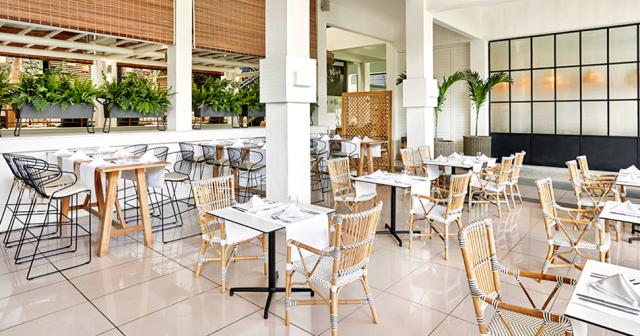 The-Ravenala-Attitude-RESTAURANT-4