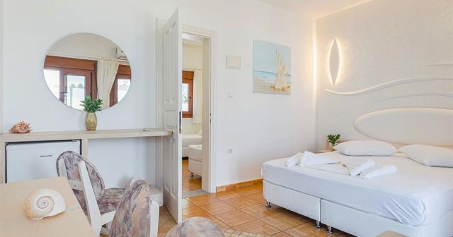 Kokkari-Beach-2023-ROOM-02