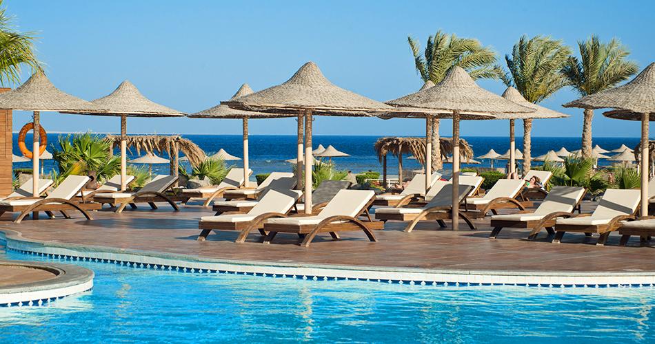 Shams-Alam-Beach-Resort-SUNBEDS