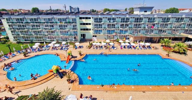 Kotva-POOL-02