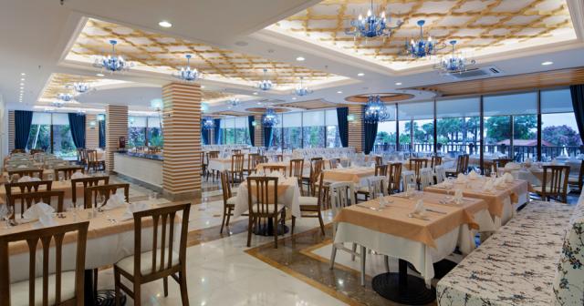 Alba-Resort-MAIN-RESTAURANT-2022