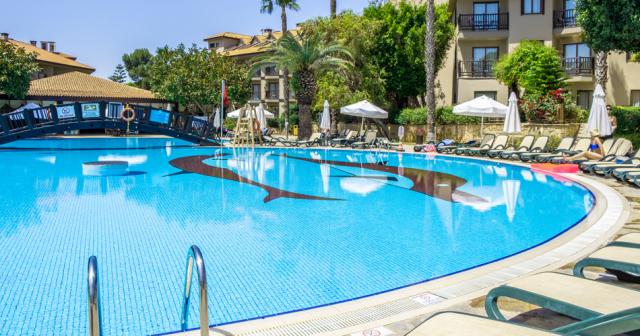 Alba-Resort-POOL-02-2022