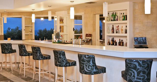 Semiramis-Village-BAR-2