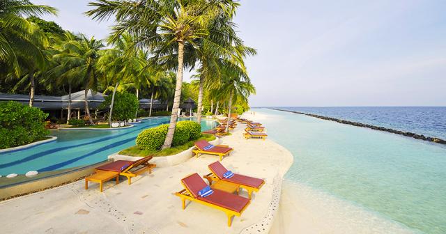 Royal-Island-Resort-and-Spa-BEACH5