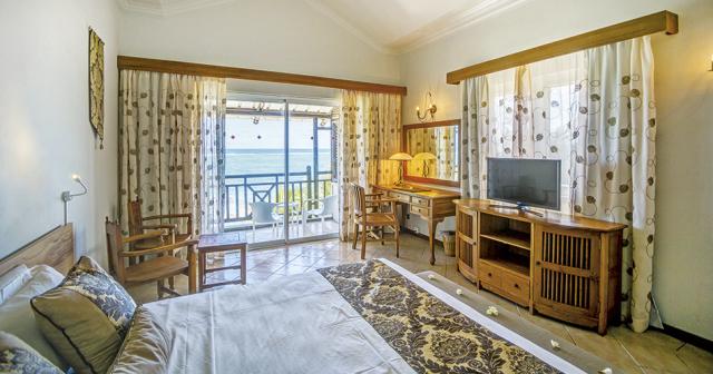 Le-Peninsula-Bay-Beach-Resort-ROOM-2019