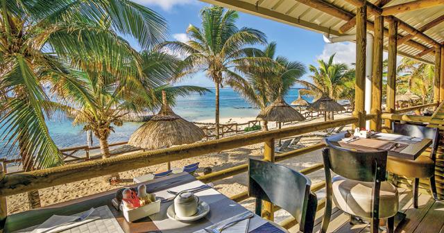 Le-Peninsula-Bay-Beach-Resort-BEACH-1