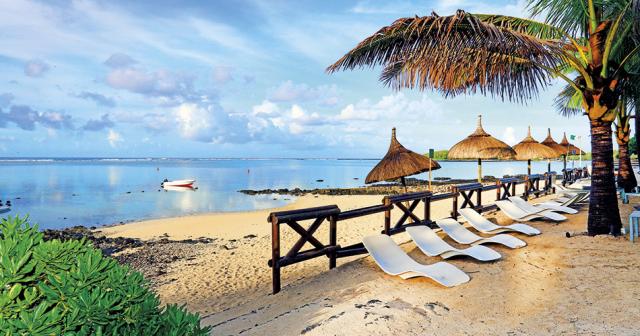 Le-Peninsula-Bay-Beach-Resort-BEACH-3