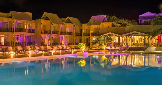 Le-Peninsula-Bay-Beach-Resort-EXTERIOR-2