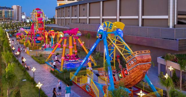 Royal-Seginus-2024-LUNAPARK-01