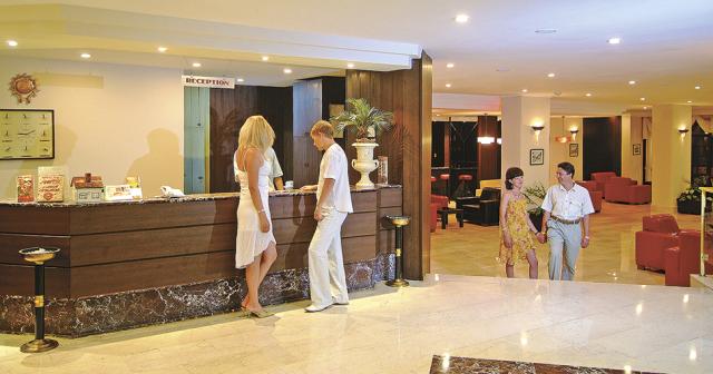 Anitas-Beach-RECEPTIONnew