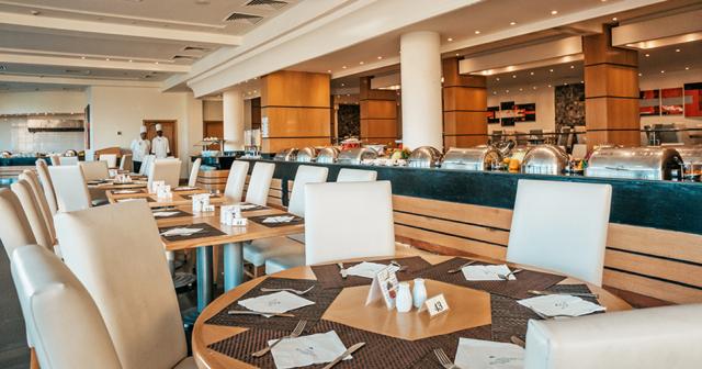 Palm-Beach-Resort-RESTAURANT-6