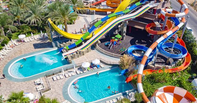 Royal-Taj-Mahal-AQUAPARK