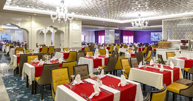 Royal-Taj-Mahal-RESTAURANT-4