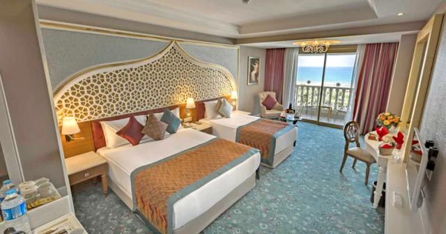 Royal-Taj-Mahal-ROOM