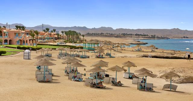 Radisson-Blu-Resort-El-Quseir-BEACH-02-2022