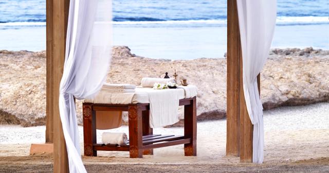 Radisson-Blue-Resort-El-Quseir-BEACH-MASSAGE