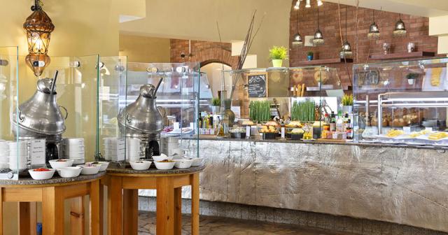 Radisson-Blu-Resort-El-Quseir-BUFFET-2022