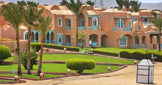 Radisson-Blu-Resort-El-Quseir-GARDEN-02-2022