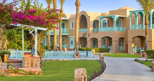 Radisson-Blu-Resort-El-Quseir-GARDEN-2022