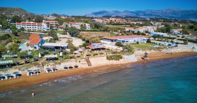 Siora-Mary-BEACH-2022