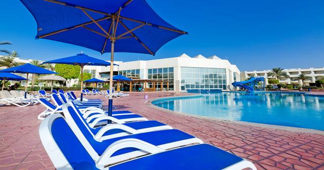 Aurora-Oriental-Resort-POOL