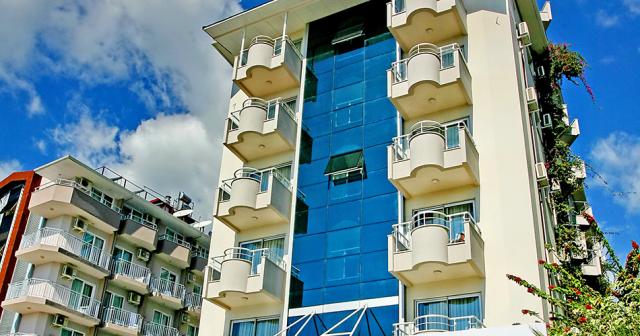 Kleopatra-Celine-BUILDING