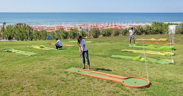 Alba-Royal-MINIGOLF