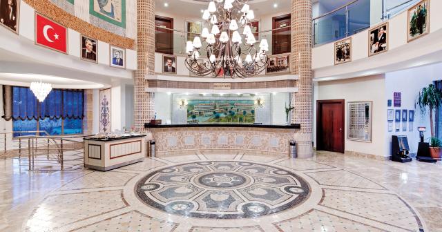 Alba-Royal-2025-LOBBY-01