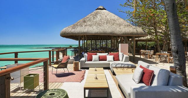 Paradise-Cove-Boutique-PENINSULA-BAR-02