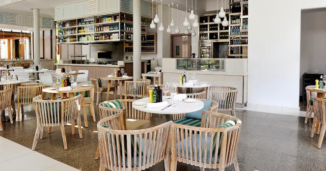 Long-Beach-Golf-and-Spa-RESTAURANT