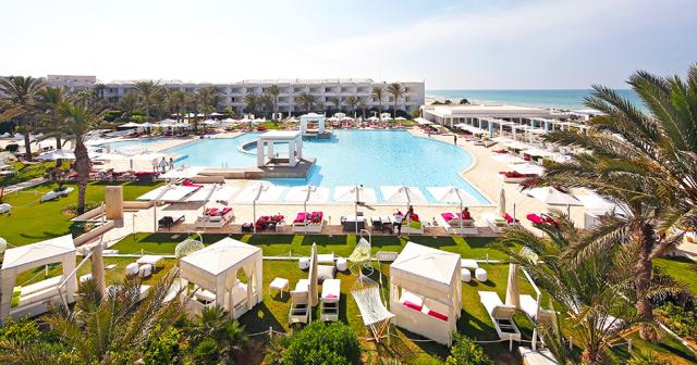Radisson Blue Palace Resort & Thalasso