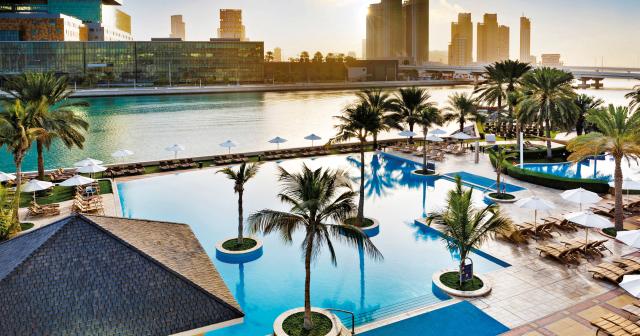 Beach-Rotana-POOL-2025