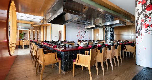 Beach-Rotana-RESTAURANT-2025-05