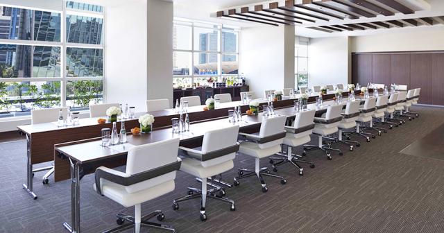 Voco-Dubai-MEETING-ROOM