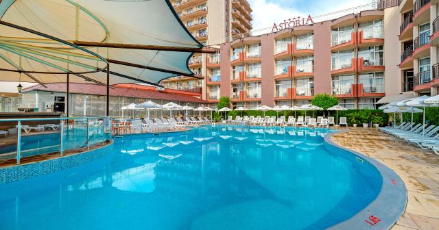 Mpm-Astoria-POOL-2025-01